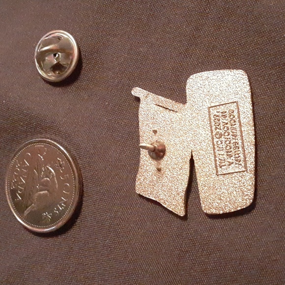 Cold-FX Vancouver 2010 Olympic Collector Lapel Pin - Picture 2 of 4